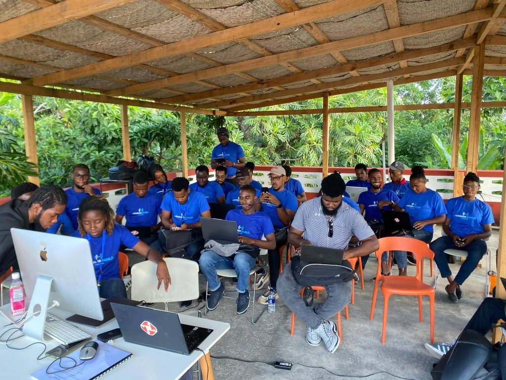 Session de lab en plein air aux Cayes